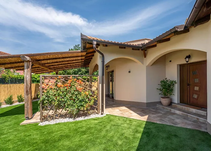 Campanero By Interhome * Kastav