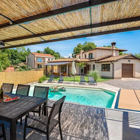 Campanero By Interhome