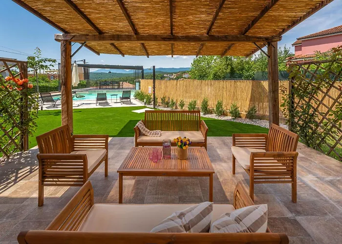 Campanero By Interhome * كاستاف